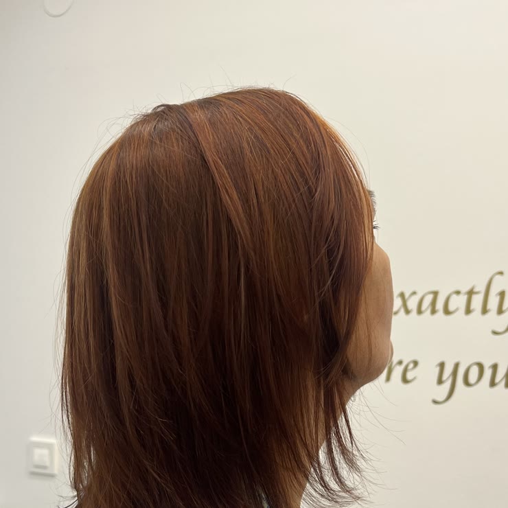 Copper colour with layers, side view